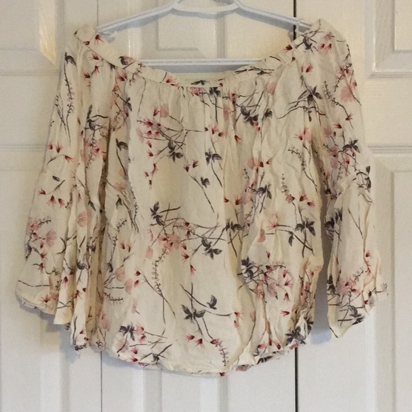 Lucky Brand Off-Shoulder Top - Picture 1 of 4